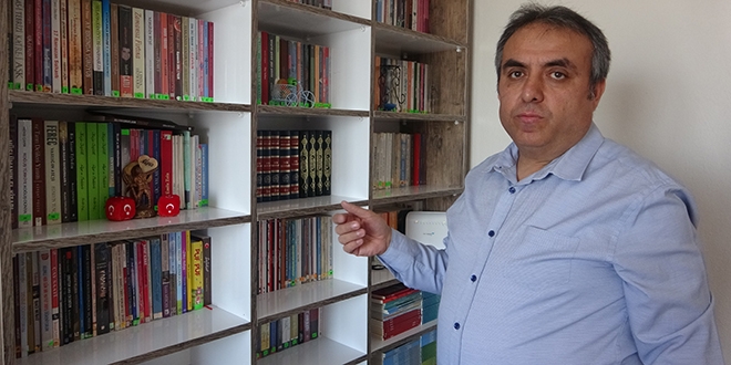 Özel sektörde çalışmasına rağmen eğitim aşkı hiç bitmedi