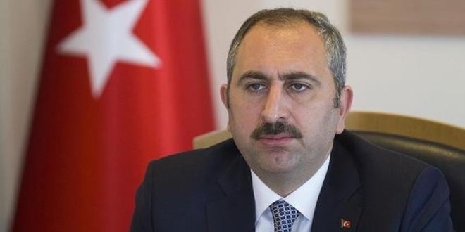 Bakan Gül: Engin Özkoç, yaptıklarının hukukta bir karşılığı olduğunu görecek