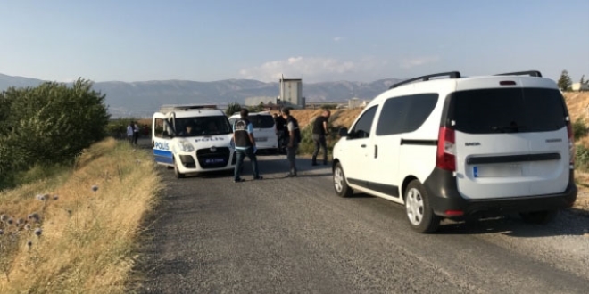 Cezaevi aracından kaçan 2 mahkum yakalandı