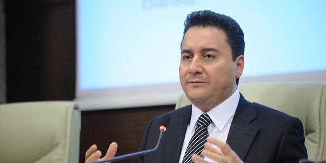 Babacan, partisinin kurulu dilekesini Bakanla verdi