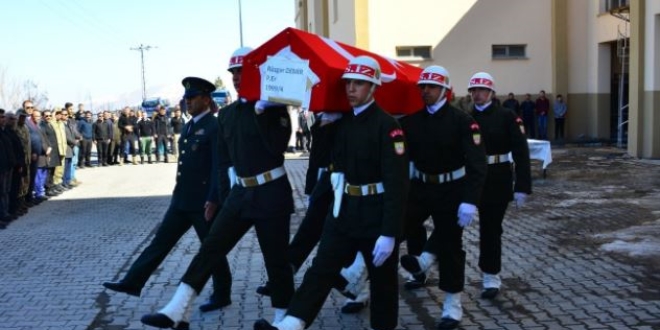 Kalp krizi geçiren asker hayatını kaybetti