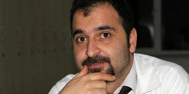 Kazada ölen öğretmenin okulunda yas