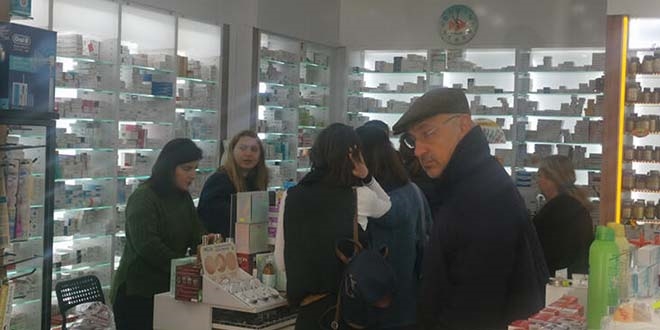 Eczanelerde 'Corona virüs' hareketliliği