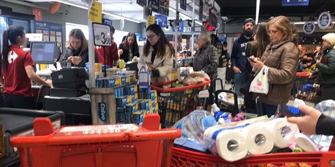 Uzun sürecek koronavirüs salgını deflasyon riskini artırıyor