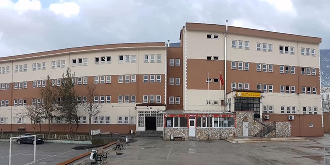 Meslek liselilerin ürettiği dezenfektanlara sipariş yağıyor