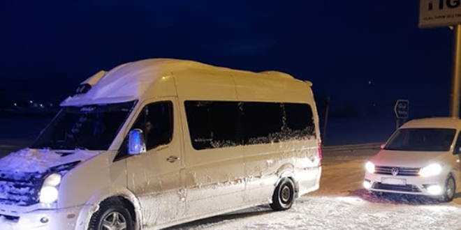 Malatya-Sivas kara yolu çift yönlü trafiğe kapandı