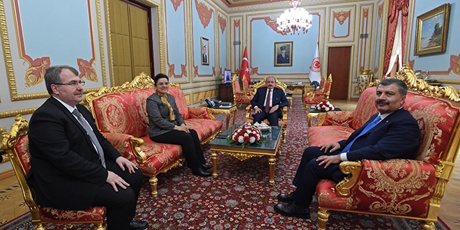 TBMM Başkanı Şentop, Sağlık Bakanı Koca'yı kabul etti