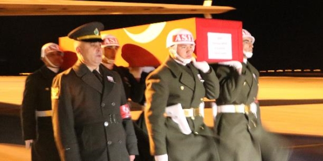Şehidin cenazesi Sivas'a ulaştı