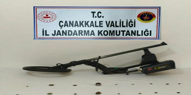 Emekli polisten define avcılığı
