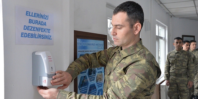 MSB: Kışla ve yemekhanelerimiz dezenfekte ediliyor