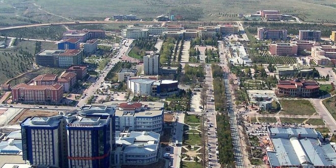 Selçuk Üniversitesi 6 Nisan'dan itibaren uzaktan eğitime geçiyor
