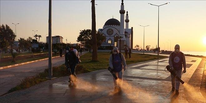 Türkiye'nin korona virüs mücadelesi: Son 24 saatte neler yaşandı?