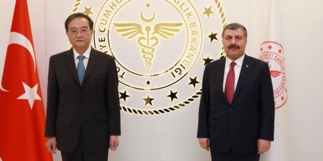 Bakan Koca, Çin'in Ankara Büyükelçisi Li ile görüştü
