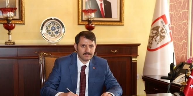 Koronavirüse yakalanan sağlık çalışanının isim ve fotoğrafına soruşturma