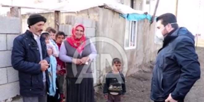 Ağrı Belediye Başkanı Sayan ihtiyaç sahibi aileye yardım etti - AĞRI