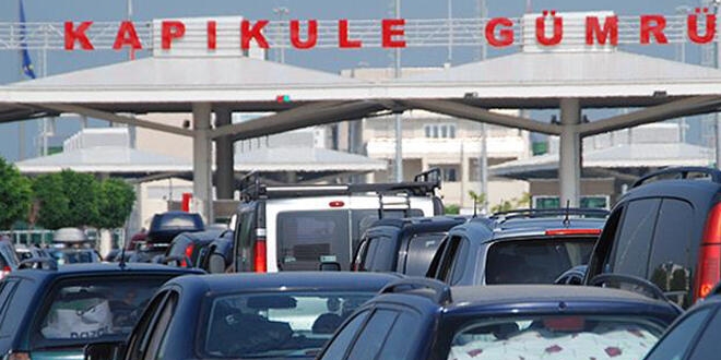 Yabancı plakalı araçların Türkiye'de kalma süresi uzatıldı