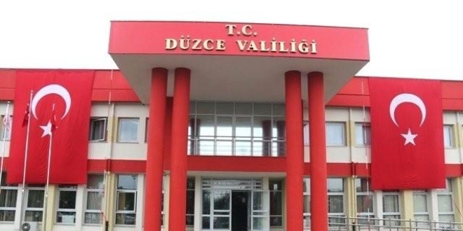 Dzce Valiliinden karantina iddialarna ilikin aklama