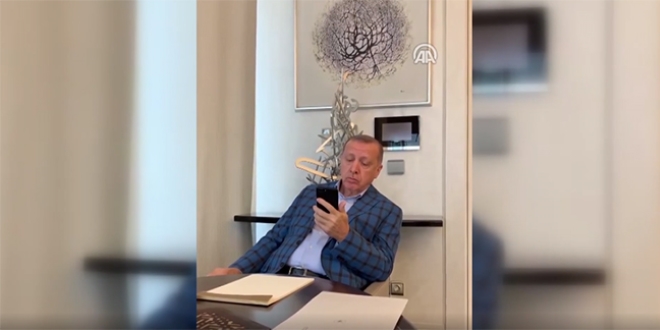 Cumhurbaşkanı Erdoğan, İspanya'da okunan ezanı dinledi