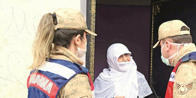 Destek ekipleri 545 bin yaşlı ve kronik rahatsızlığı olan vatandaşa ulaştı