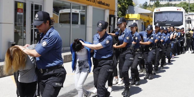 'Avcı kız' çetesine rekor ceza istendi