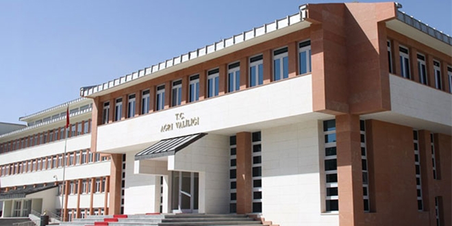 Ağrı'da 7 köyün karantinaya alındığı iddiasına valilikten yalanlama