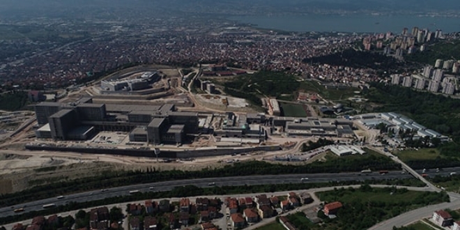 Kocaeli'nde Şehir Hastanesinin tramvay hattını Bakanlık yapacak