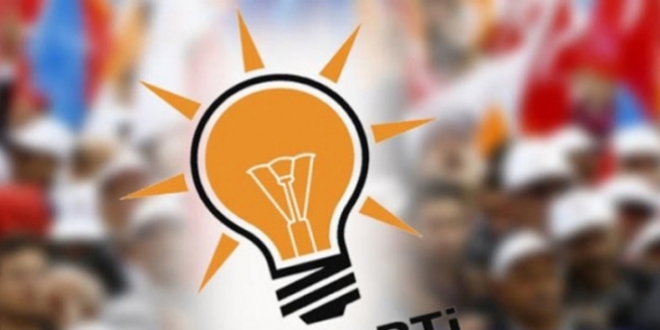 AK Parti'li 3 ilçe başkanı görevden alındı