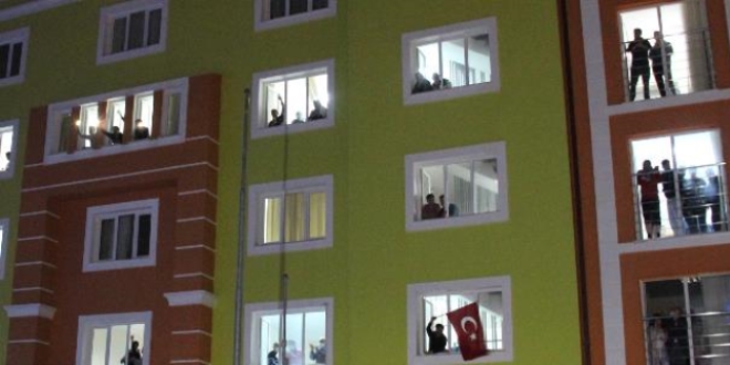 Karaman'da 116 cezaevi personeli, yurda yerletirildi
