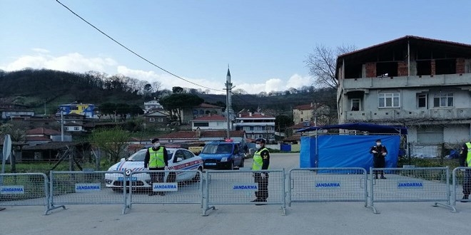 İstanbul'daki karantinadan kaçıp Rize'ye geldi
