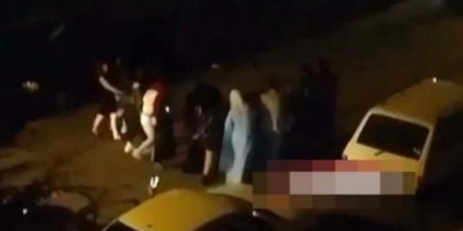 Sosyal mesafe kuralına uymayarak sokak ortasında halay çektiler