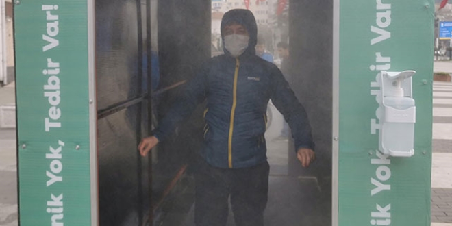 Koronavirüse karşı dezenfeksiyon tünelleri 'riskli' iddiası