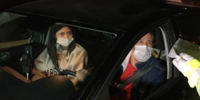 Korona virüsüne karşı İstanbul'un giriş - çıkışında gece boyu denetimler devam ediyor