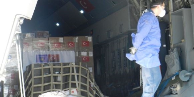 Türkiye'nin gönderdiği tıbbi yardım 5 ülkeye teslim edildi