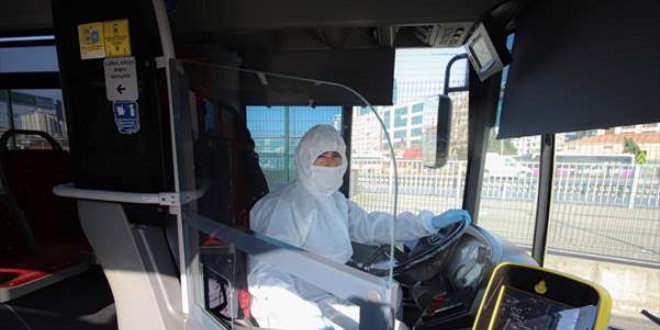 Metrobüs şoförleri için Kovid-19'a karşı 'koruyucu tulum' önlemi