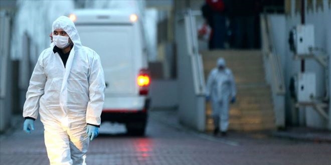 Fransa'da son 24 saatte 574 hasta hayatını kaybetti