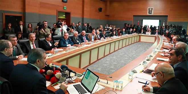 Bilim Kurulu üyelerinin sosyal medyadaki gerçek hesapları