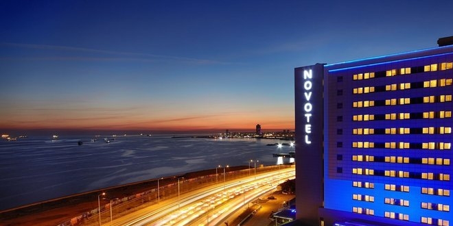 Novotel'de doktorlara ayıp