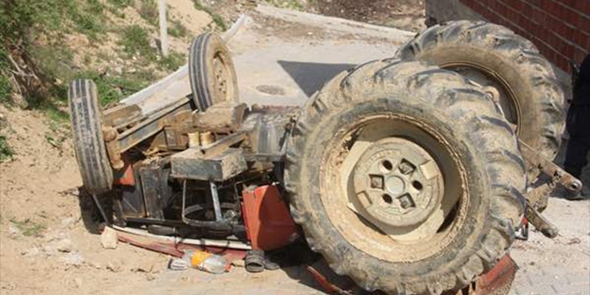 13 yaşındaki çocuğun kullandığı traktör devrildi, 7 yaşındaki kardeşi öldü