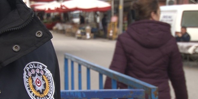 Karantinadaki koronavirüs hastaları, markette yakalandı