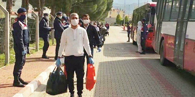 Avrupa virüs nedeniyle cezaevlerini boşaltıyor