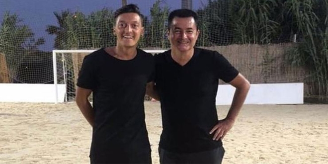 Acun Ilıcalı'dan Fenerbahçe ve Mesut Özil cevabı