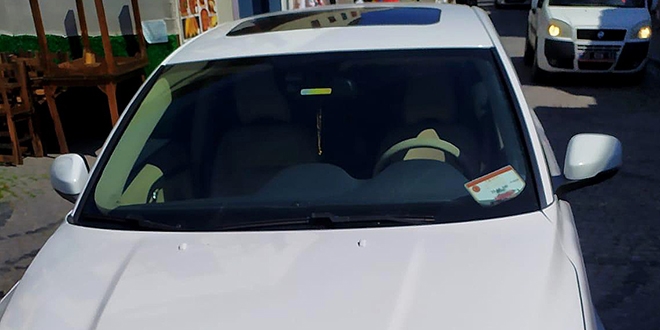 Sahte 'Milletvekili Kartı' ile yasağı delmeye çalıştı