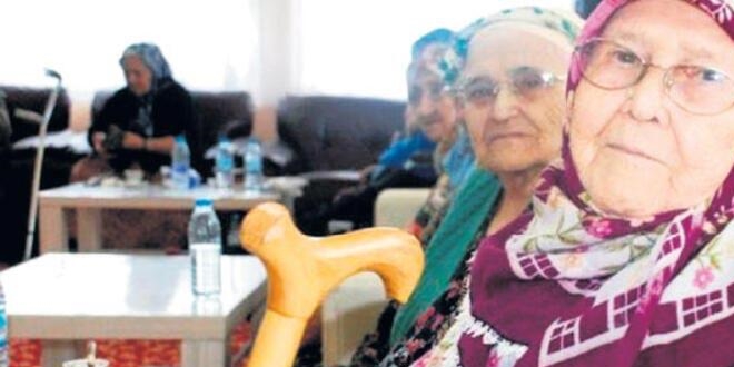Huzurevlerine yeni tedbir: Yeni başvuranlara 14 gün izolasyon