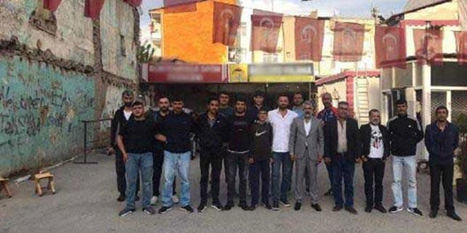 Toplu fotoğraf çektirenlere sosyal mesafe cezası