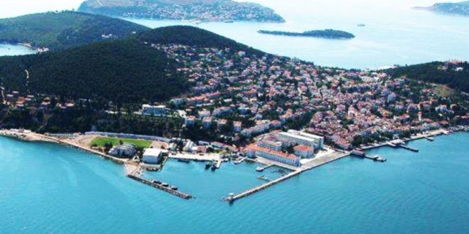 Adalar'a giriş-çıkışlar 31 Mayıs'a kadar durduruldu