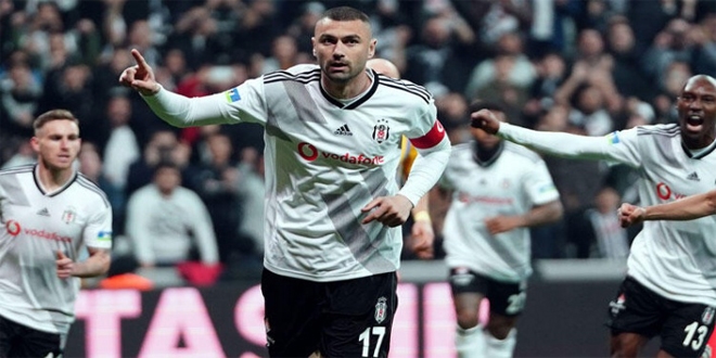 Burak Yılmaz: Bu dönemde para konuşan vicdansızdır
