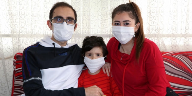 Koronavirüsü yendi, lösemi tedavisi sürüyor