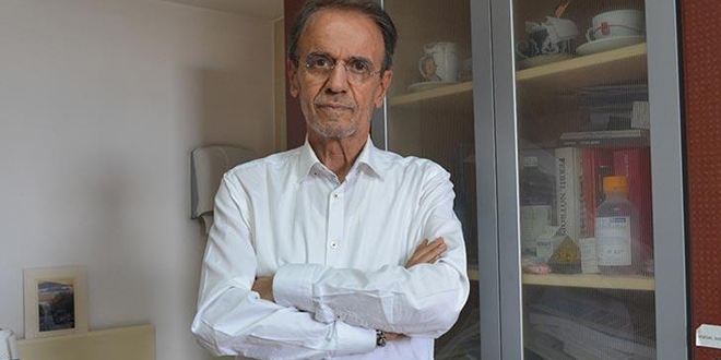 Prof. Ceyhan, parmaklardaki renk değişimini açıkladı
