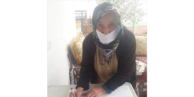 Çorum'da 75 yaşındaki kadın tarla, bağ, bahçe ve evini TSK'ye bağışladı