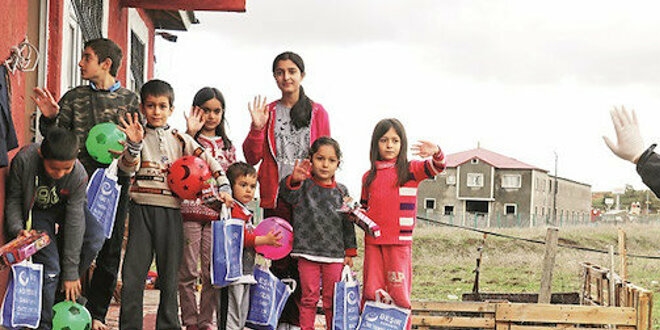 Vefa timleri 4 milyon kapı çaldı